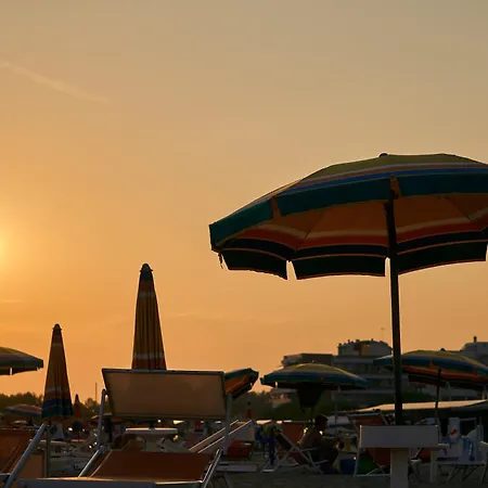 In Amazing * Μπιμπιόνε